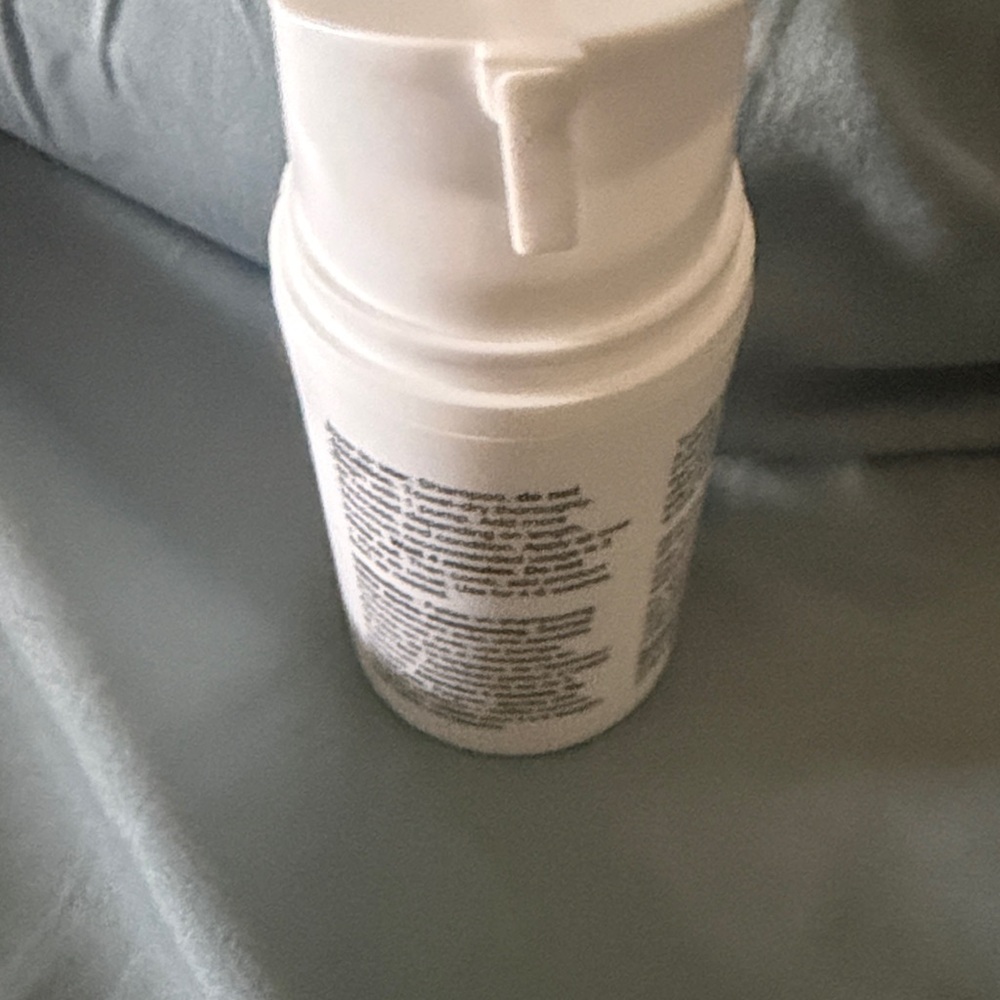 K18 Biomimetic Hairscience Leave-In Molecular Repair Hair Mask - Picture 3 of 3